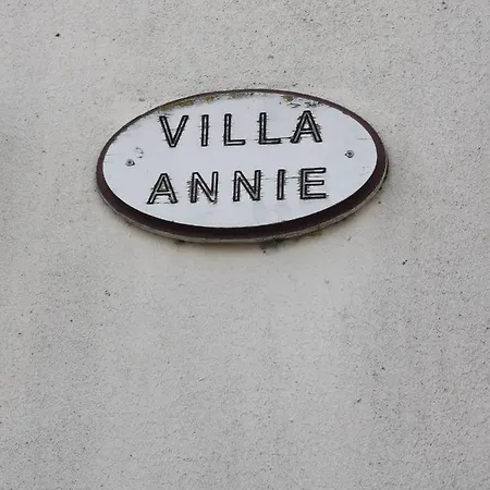Villa Annie Tatil Evi Jullouville-les-Pins